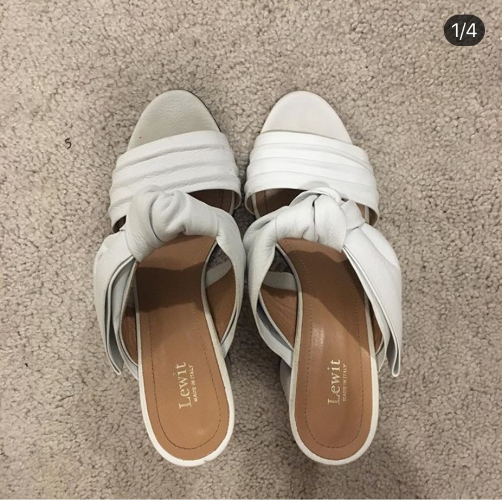 Lewis White Bow Pumps 37.5